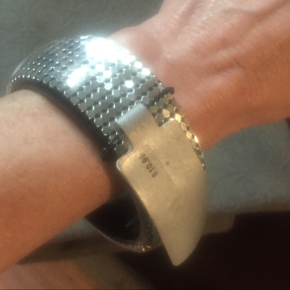 Fashionable Bracelet